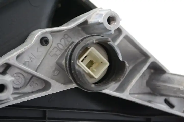 BMW 3 E90 E91 (2005 - 2012) 7075626 Боковое зеркало с электроприводом — фото 4