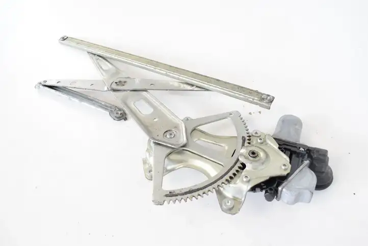 Lexus GS 300 350 430 450h (2007 - 2011) 8571039420 Электростеклоподъемник передний (комплект) — фото 2