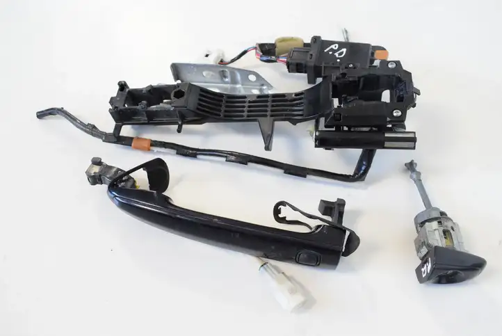 Lexus GS 300 350 430 450h (2007 - 2011) 8999130040 Наружная ручка двери — фото 5