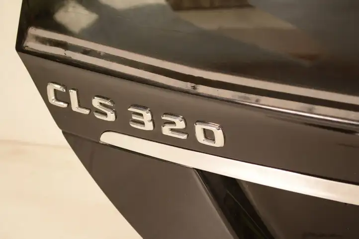 Mercedes-Benz CLS C219 (2003 - 2011) Крышка багажника — фото 5
