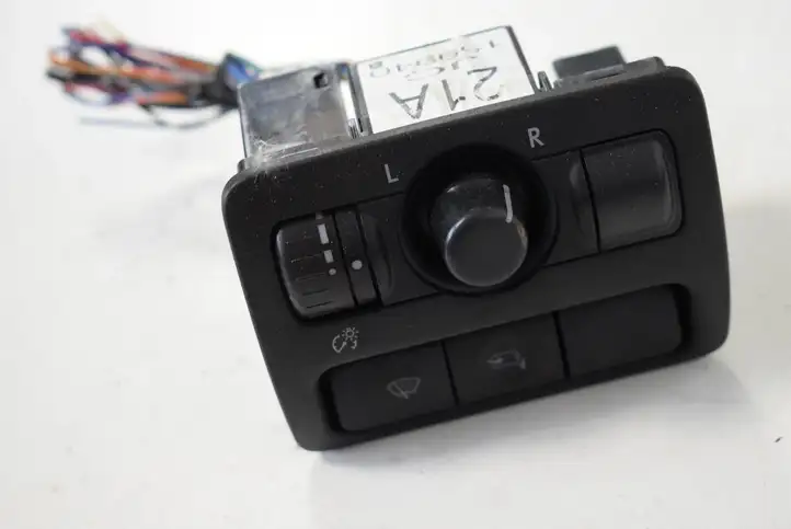 Subaru Outback (2007 - 2009) 21AJC159940 Кнопка фаркопа в багажнике — фото 1