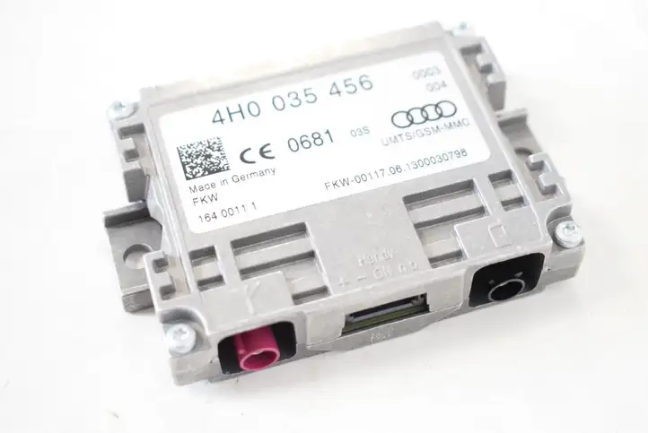 Audi A3/S3 8V (2012 - 2016) 4H0035456 Усилитель антенны — фото 2