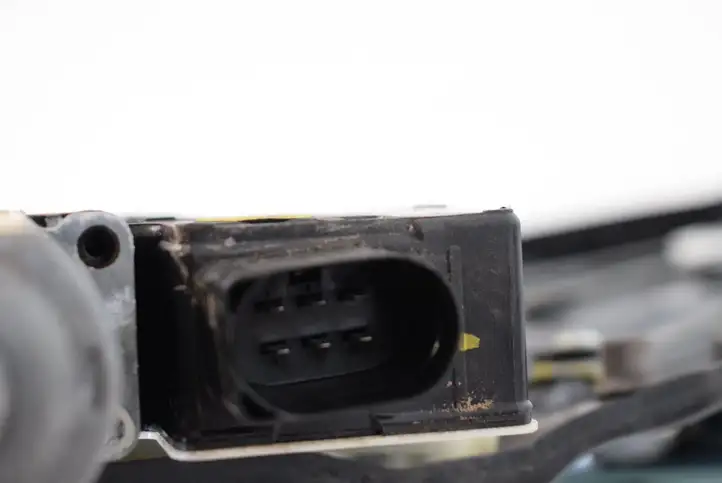 Audi A3/S3 8V (2012 - 2016) 8V7839397 Заднее боковое стекло — фото 4