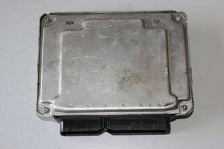 Volkswagen Sharan (2003 - 2010)  038906019PA Блок управления двигателя