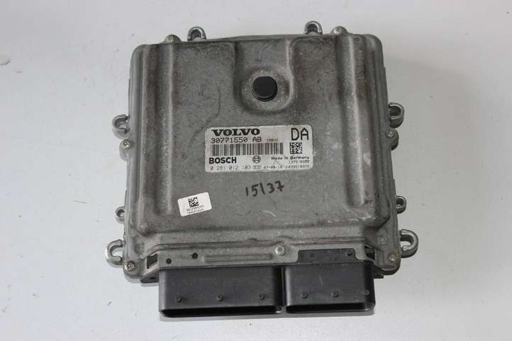 Volvo V70 (2004 - 2007)  30771550AB Блок управления двигателя
