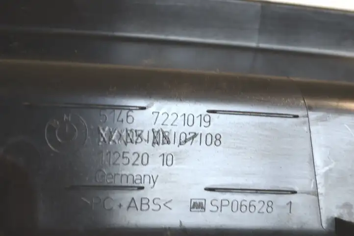BMW 3 F30 F35 F31 (2012 - 2018) 7221019 Прочие детали салона — фото 5