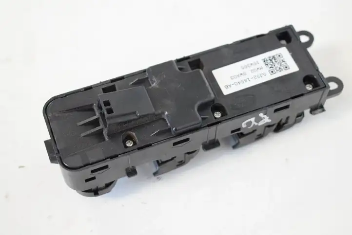 Land Rover Range Rover Evoque L538 (2015 - 2018) GJ3214540AB Блок кнопок стеклоподъемников — фото 3