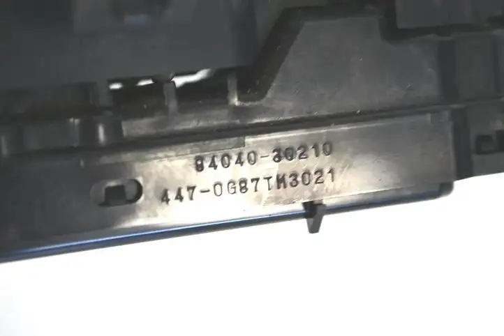 Lexus GS 300 350 430 450h (2004 - 2007) 8404030210 Блок кнопок стеклоподъемников — фото 1
