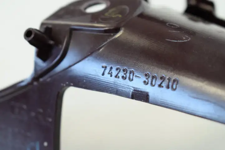 Lexus GS 300 350 430 450h (2007 - 2011) 7423030210 Прочие детали салона — фото 3