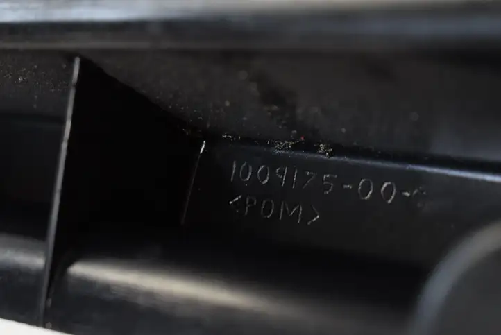 Tesla Model S (2012 - 2016) 100917500 Другая часть кузова — фото 5