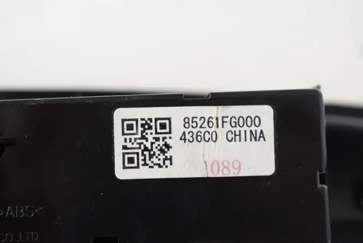 Subaru Forester SH (2008 - 2013) 85261FG000 Часы — фото 5