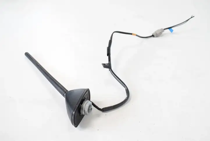 Subaru Forester SH (2008 - 2013) GPS антенна — фото 2