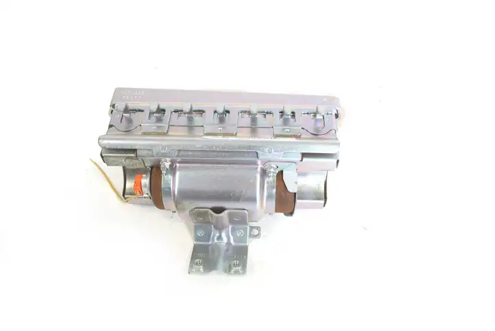 Subaru Forester SH (2008 - 2013) 49T09613RB30 Подушка безопасности пассажира — фото 1