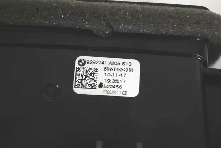 BMW X1 F48 F49 (2015 - 2022) 9292739 Воздушная решетка панели — фото 3