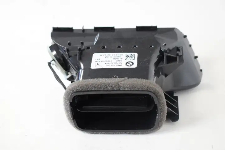 BMW X1 F48 F49 (2015 - 2022) 9292740 Воздушная решетка панели — фото 4