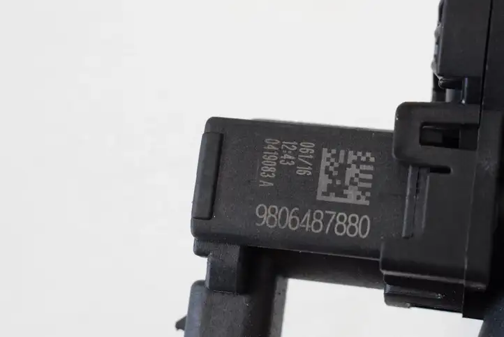 Citroen DS4 (2010 - 2016) 9806487880 Прочие приборы — фото 5