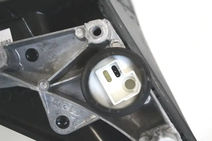BMW 3 F30 F35 F31 (2012 - 2018) E1021185 Боковое зеркало с электроприводом — фото 6