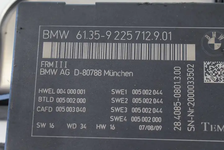 BMW 7 F01 (2008 - 2016) 9225712 Блок управления светом — фото 5