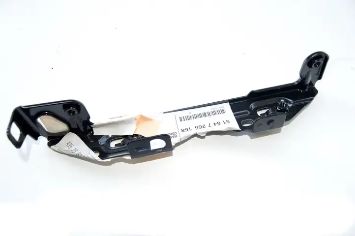BMW 3 F30 F35 F31 (2012 - 2018) 51647266 Кронштейн панели радиатора — фото 1
