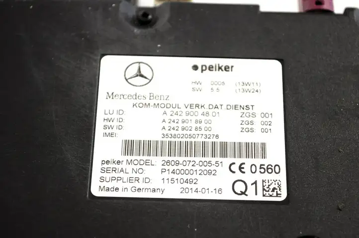 Mercedes-Benz E W212 (2009 - 2016) A2429004801 Усилитель антенны — фото 5