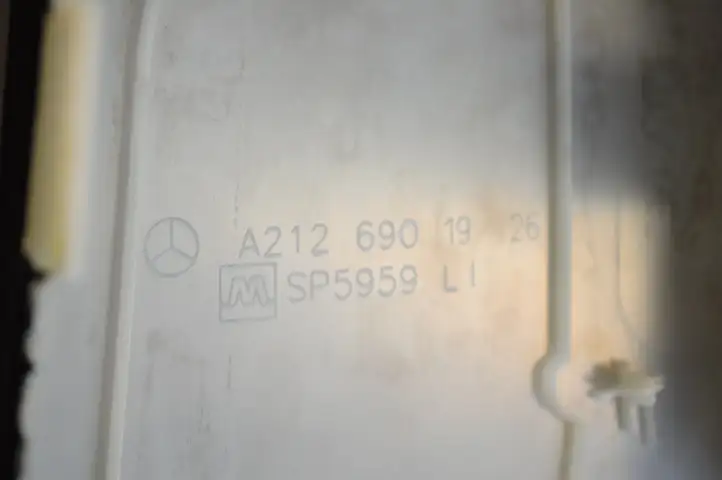 Mercedes-Benz E W212 (2009 - 2016) A2126901926 Нижняя обшивка стойки B — фото 2