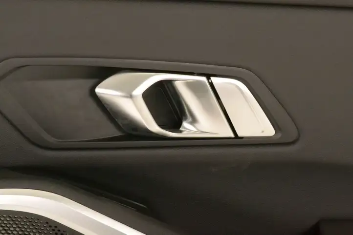 BMW 3 G20 G21 (2019 - ) 6015288 Обшивка задней двери — фото 3