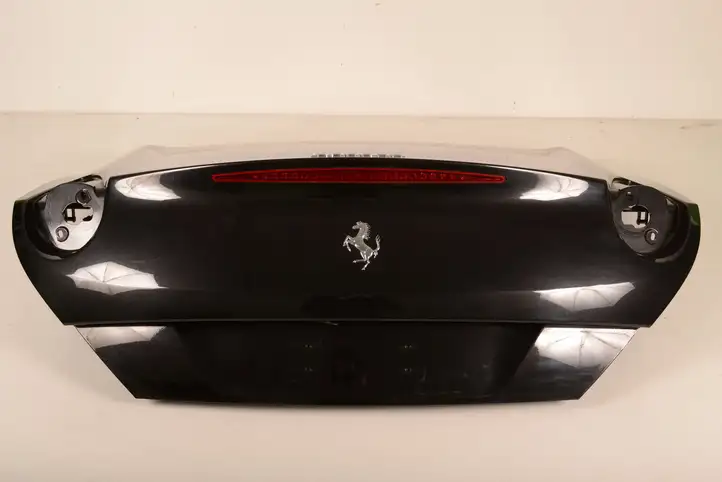 Ferrari California 149M (2014 - ) 69804300 Крышка багажника — фото 1