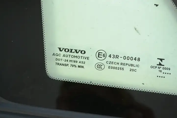 Volvo V40 Cross country (2016 - 2019) 31386770 Заднее боковое стекло — фото 4