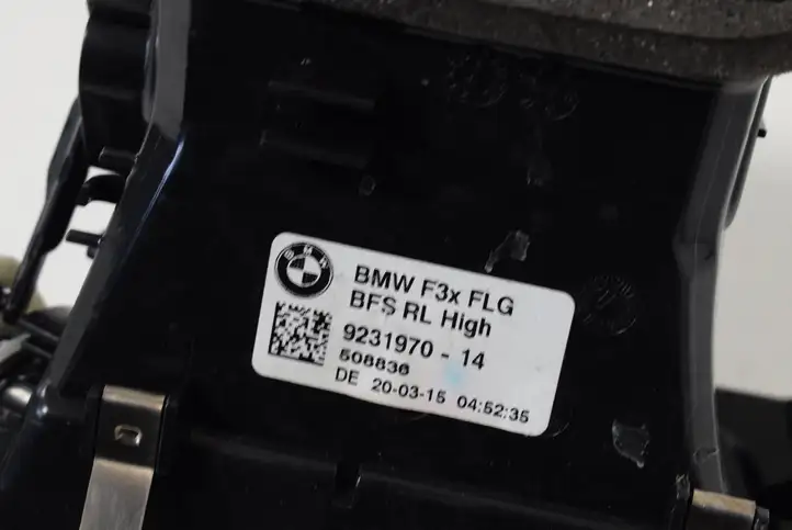 BMW 3 F30 F35 F31 (2012 - 2018) 9231970 Воздушная решетка панели — фото 5