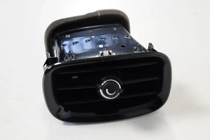 Mini Cooper Countryman F60 (2016 - 2020) 9332764 Воздушная решетка панели — фото 1