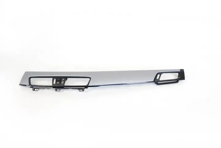 BMW X1 F48 F49 (2015 - 2022) 9332456 Декоративная планка — фото 1