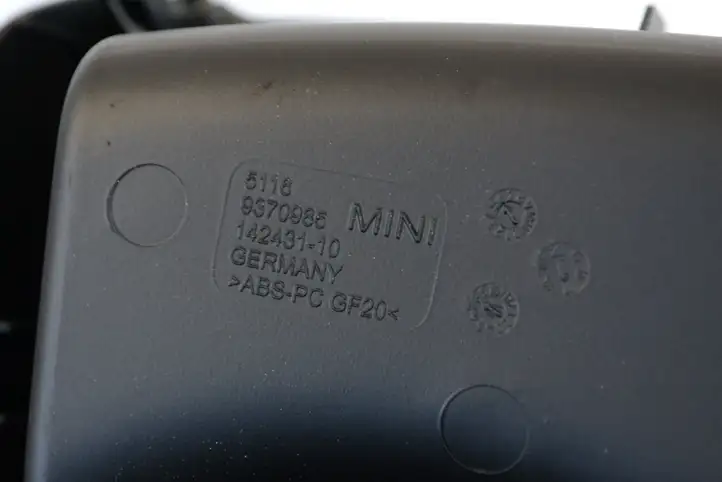 Mini Cooper Countryman F60 (2016 - 2020) 9370985 Другая деталь консоли (туннеля) — фото 5