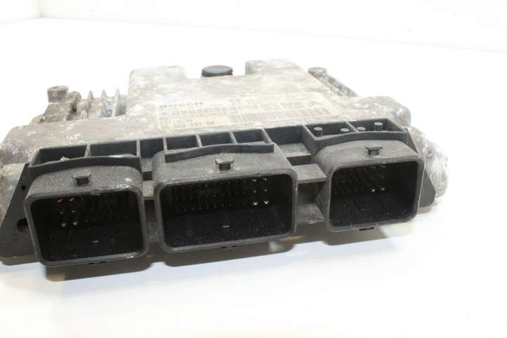 Peugeot 206 (1998 - 2012)  0281011784 Блок управления двигателя