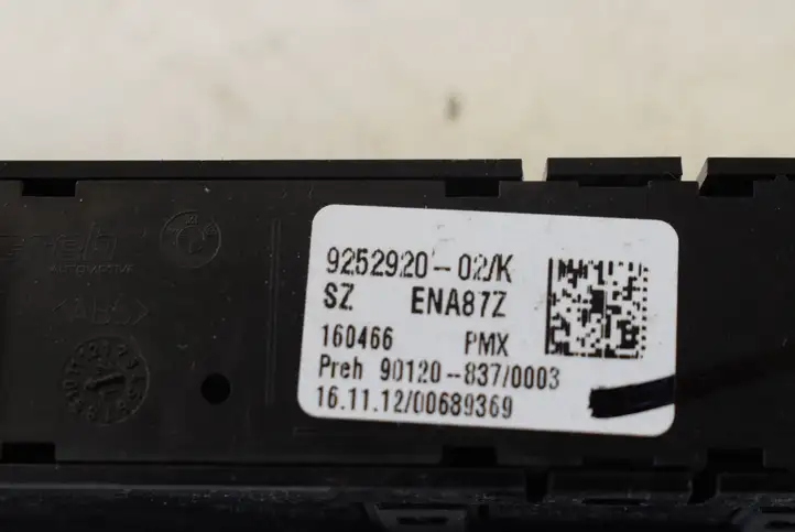 BMW 3 F30 F35 F31 (2012 - 2018) 9252920 Кнопка фаркопа в багажнике — фото 5