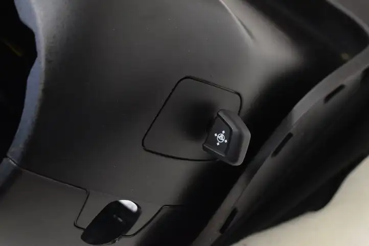 BMW 5 GT F07 (2010 - 2017) 9142548 Обшивка рулевой колонки — фото 3