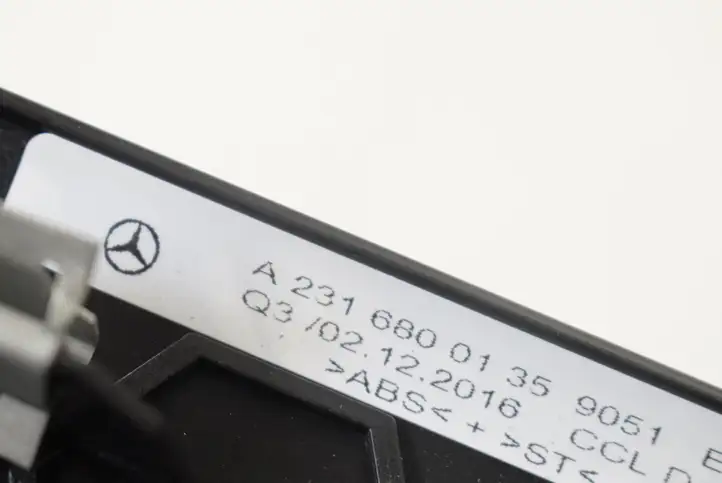 Mercedes-Benz SL R231 (2012 - 2019) A2316800135 Отделка переднего порога — фото 5