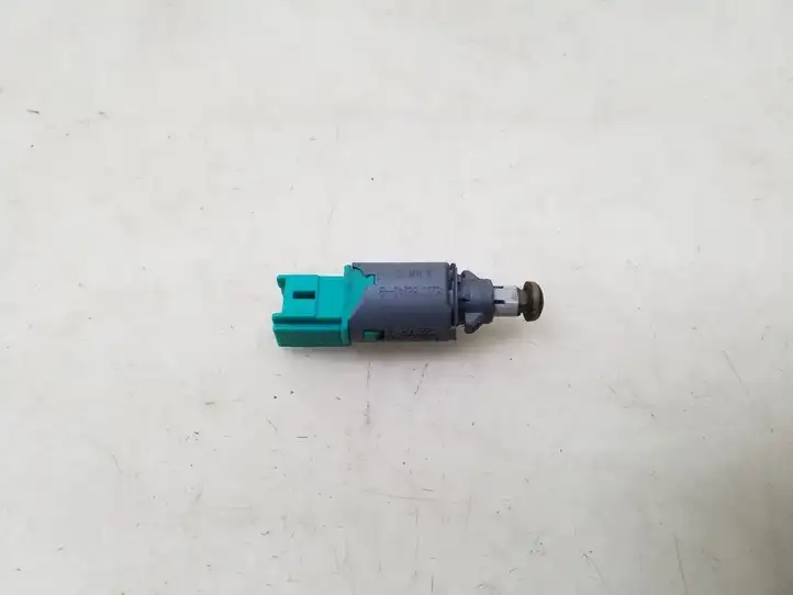 Nissan Primastar (2001 - 2014) 8200168240 Датчик педали тормоза — фото 3