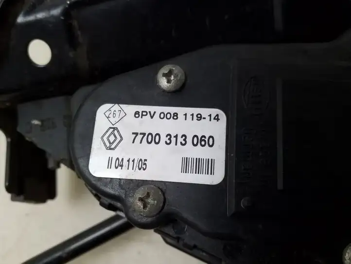 Nissan Primastar (2001 - 2014) 7700313060 Педаль акселератора — фото 3