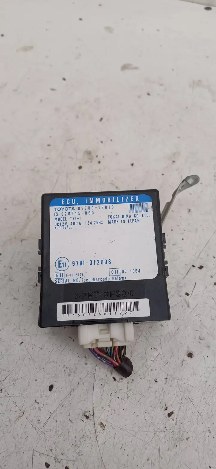 Toyota Corolla E120 E130 (2000 - 2004) 97RI012008 Блок иммобилайзера — фото 1