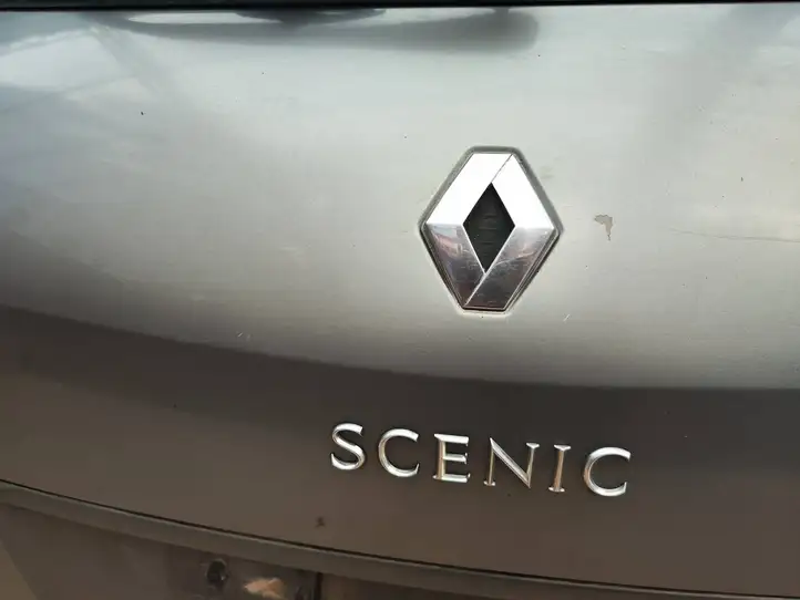 Renault Scenic II - Grand scenic II (2003 - 2006) Крышка багажника — фото 3