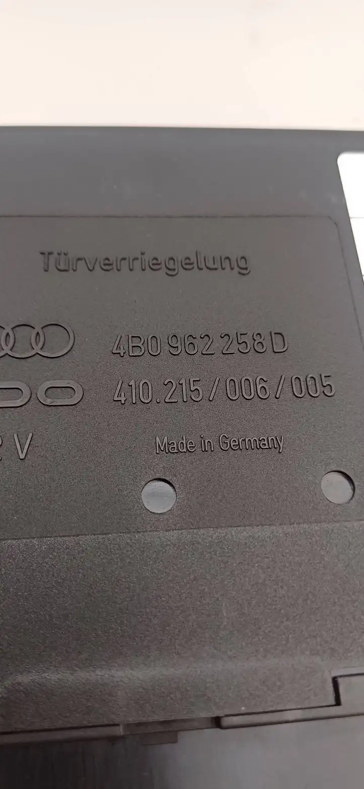 Audi A6 S6 C5 4B (1997 - 2001) 4B0962258D Модуль комфорта — фото 3
