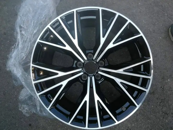 Audi A7 S7 4G (2014 - 2018) 4G8601025BE Легкосплавный колесный диск R20 — фото 2