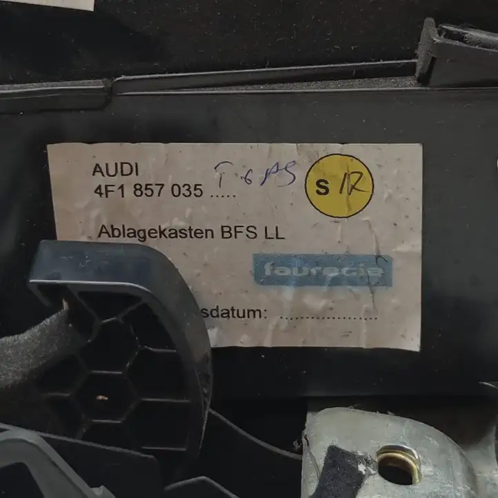 Audi A6 S6 C6 4F (2004 - 2008) 4F1857035 Вещевой ящик — фото 7