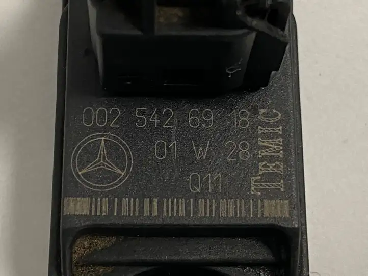 Mercedes-Benz C W203 (2000 - 2007) 0025426918 Датчик удара SRS — фото 7