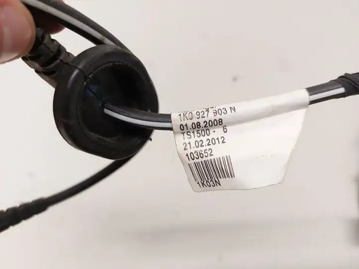 Volkswagen Golf VI (2009 - 2013) 1K0927903N Проводка переднего датчика ABS — фото 3