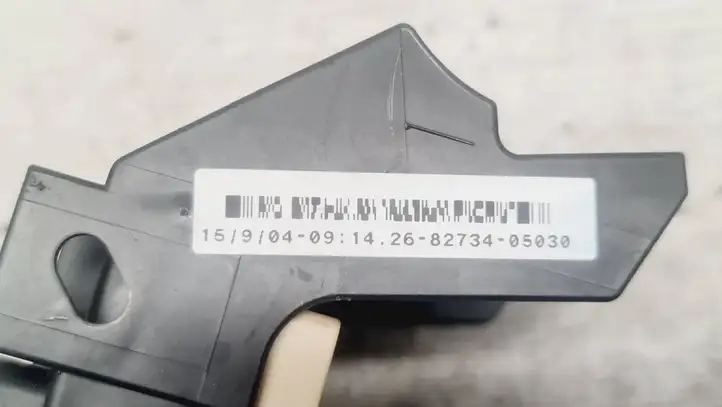 Toyota Corolla Verso AR10 (2004 - 2009) 8273405030 Блок предохранителей — фото 4