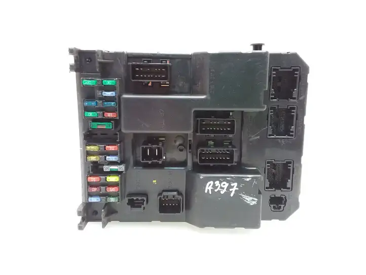 Peugeot 307 CC (2001 - 2005) 9651196680A Блок предохранителей — фото 1