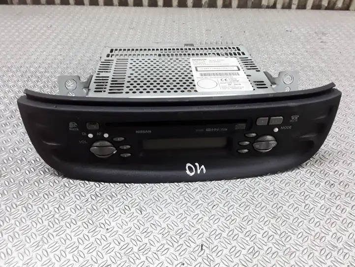 Nissan (2000 - 2006) 28185BU007 Магнитола / мультимедийная система — фото 1