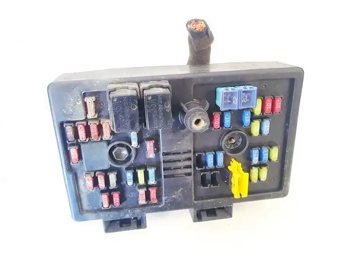 Chevrolet Captiva (2006 - 2011) 96821082 Блок предохранителей (комплект) — фото 1