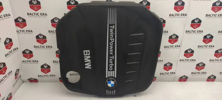 BMW 5 F10 F11 (2009 - 2016) 8513452 Крышка двигателя декоративная — фото 1